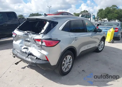2021 Ford Escape Se z USA, uszkodzony, nr VIN 1FMCU0G64MUB03184